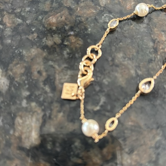 Banana Republic Faux Pearl Crystal Bracelet - Picture 2 of 2